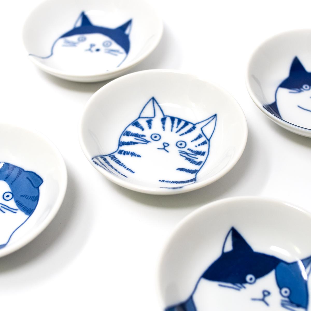 1 cat dishes pic