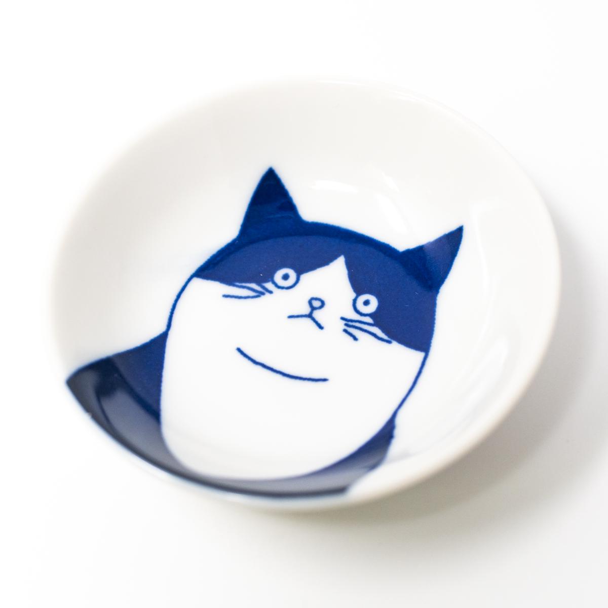 3 cat dishes pic