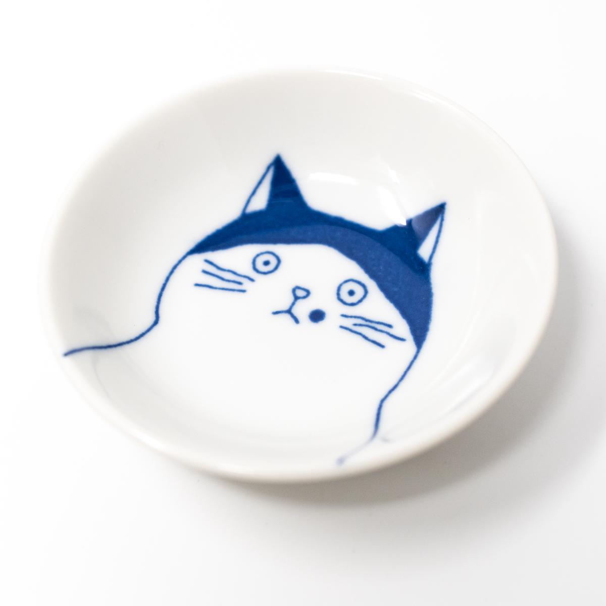 4 cat dishes pic