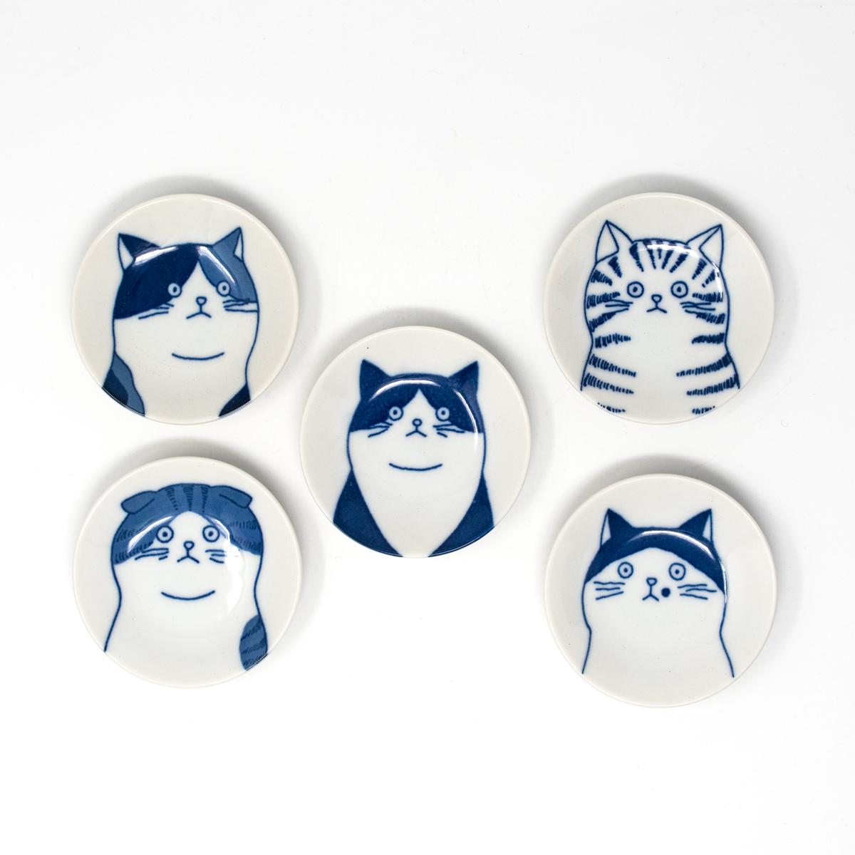 cat plates top open