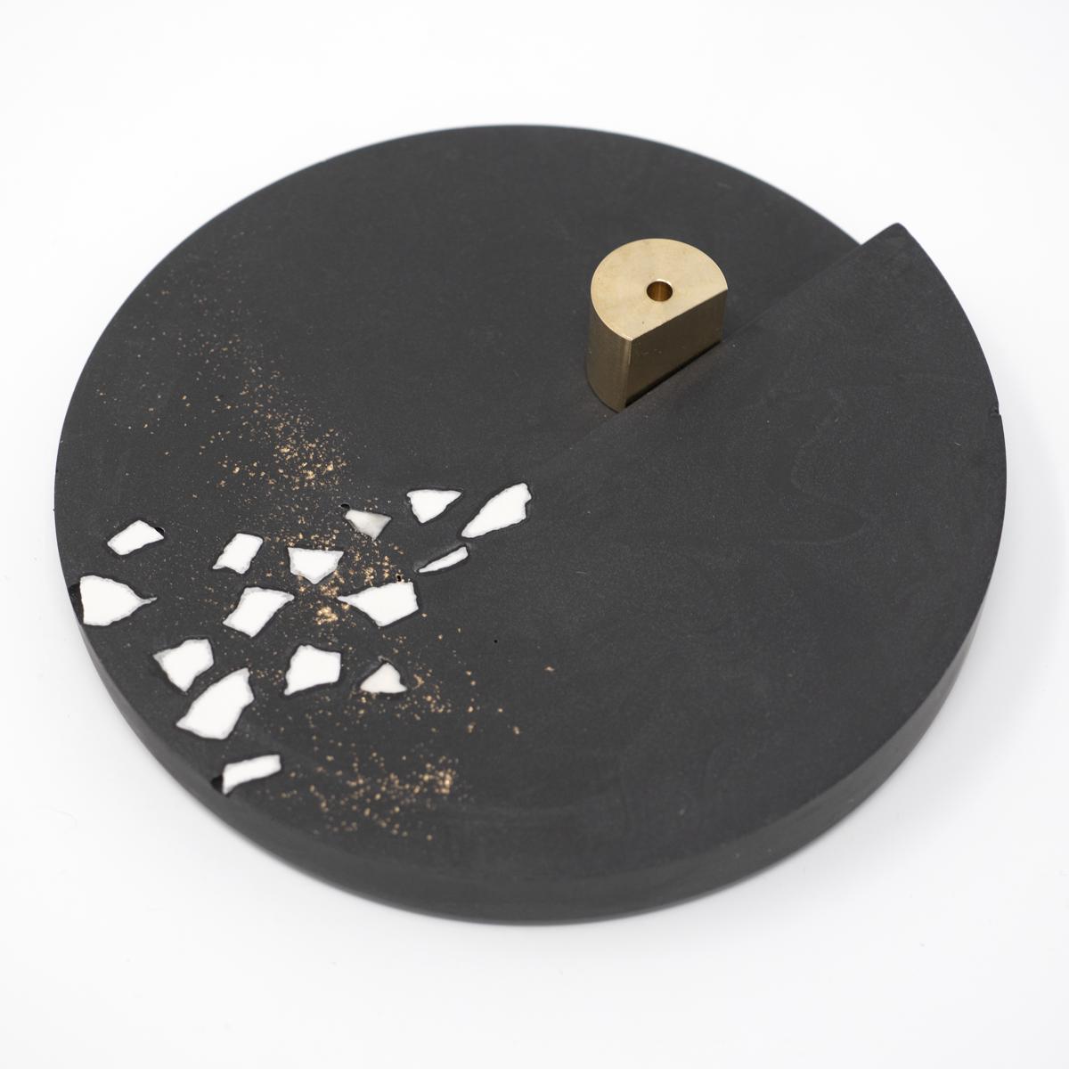 incense holder black angle