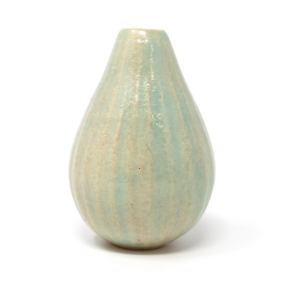 aya ogawa light blue vase