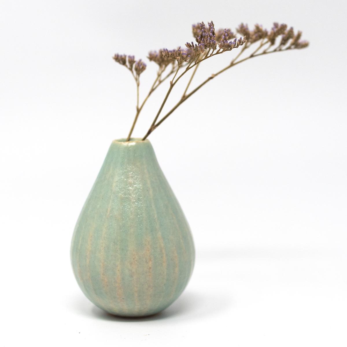 aya blue vase flower