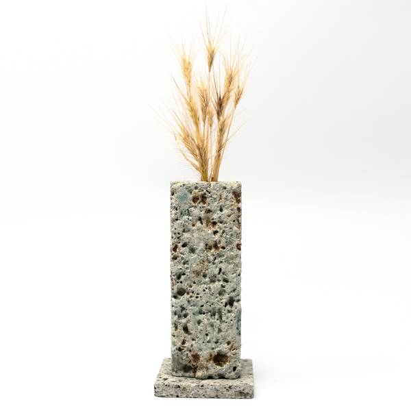 Image of Ōya Ishi Ichirinzashi Vase