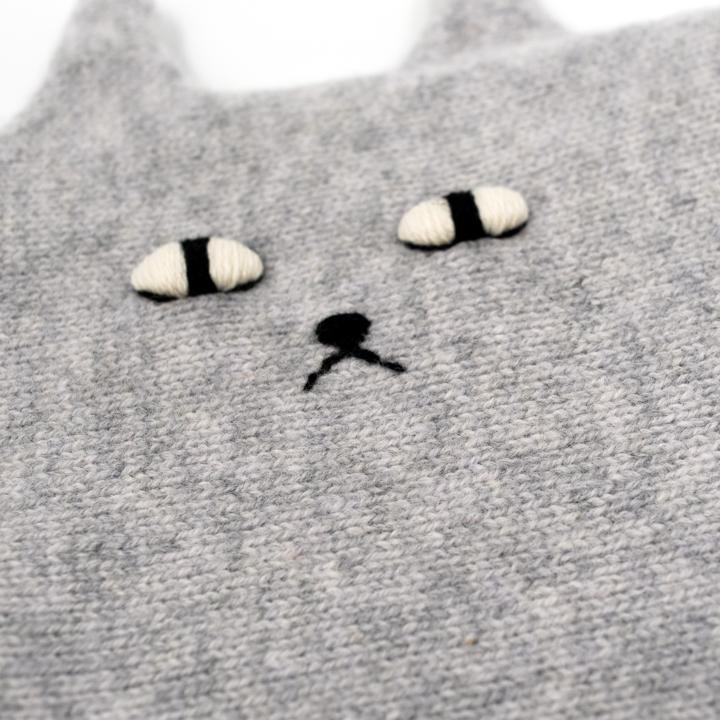 sara carr cat hot water bottle grey closeup