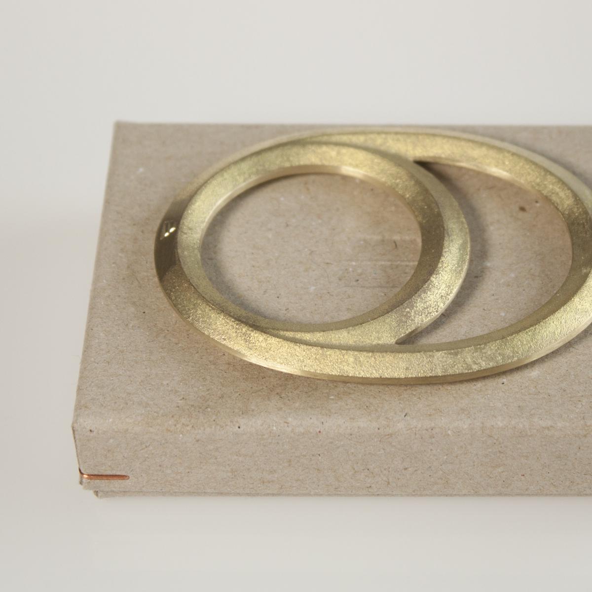 ring opener box