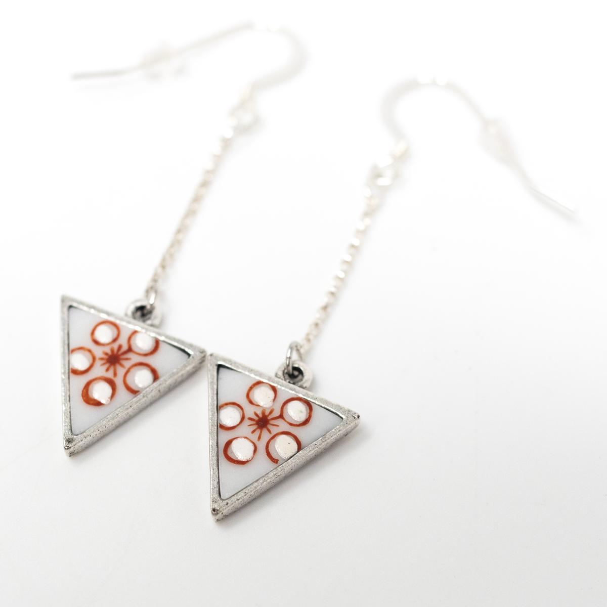 nozomi silver red white flower earrings angle