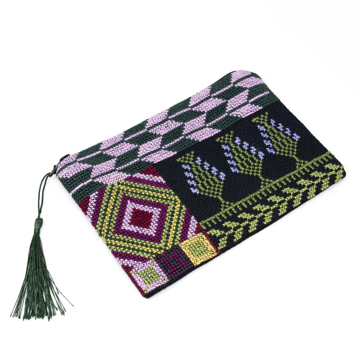 handmade palestine purse angle