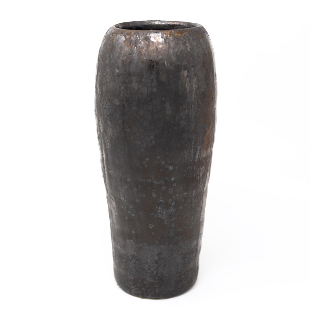 isao kimura black tall vase front