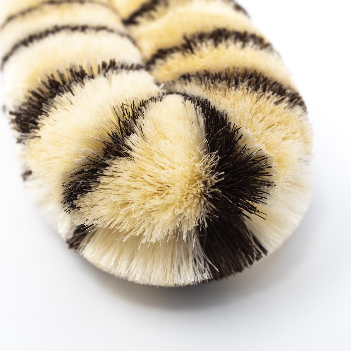 saikai brush closeup