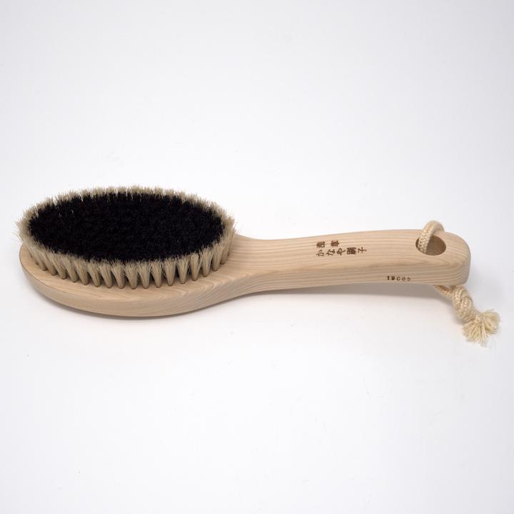 large brush side