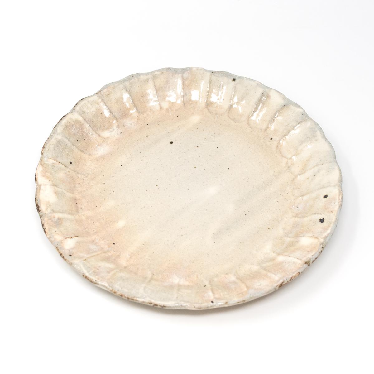 kenji toyama vase plate top angle