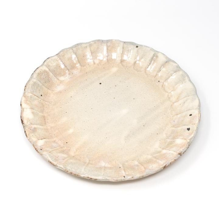 kenji toyama vase plate top angle