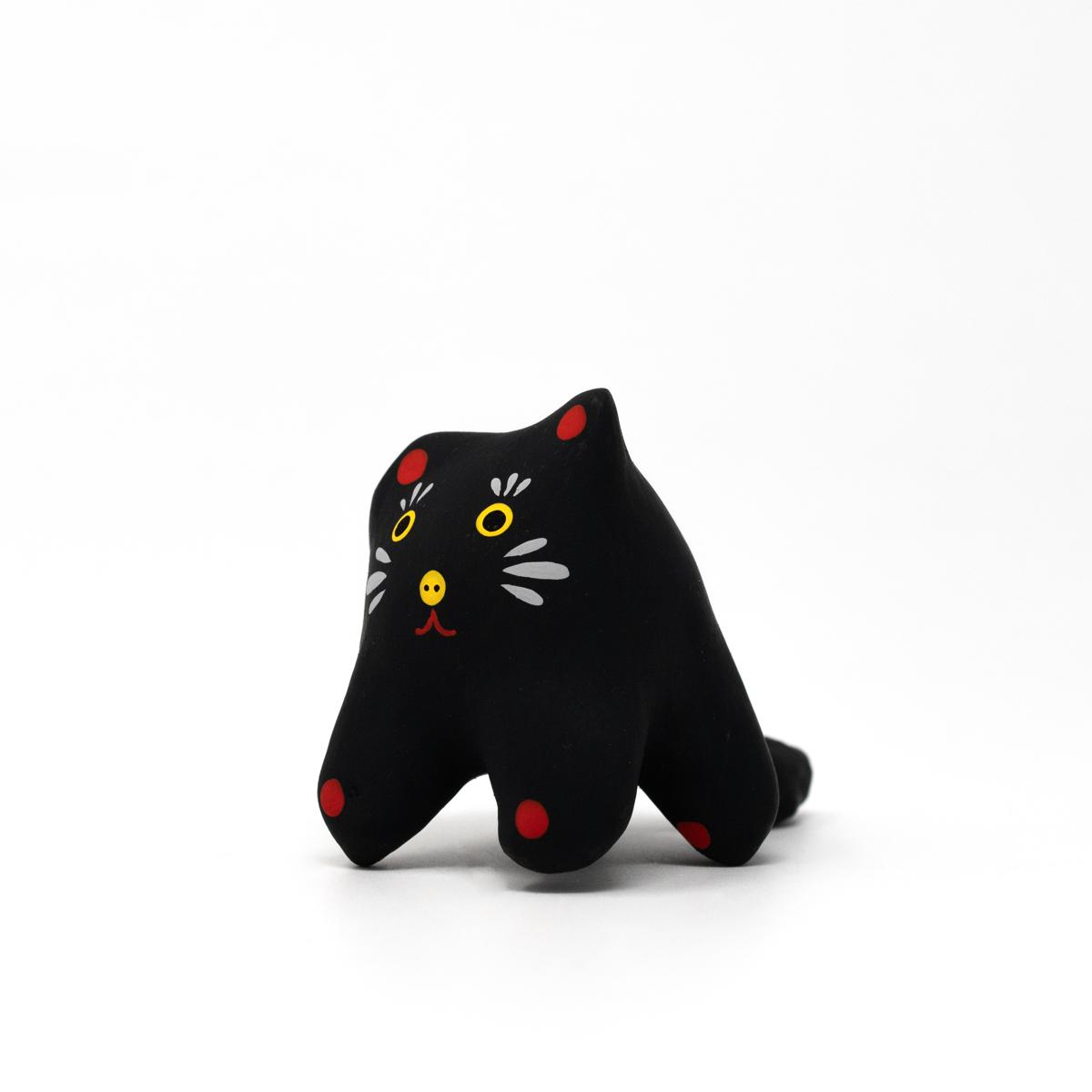 good job black female cat side angle