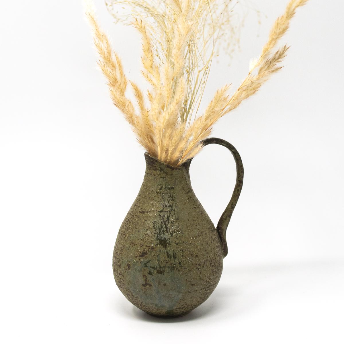 aya green vase flowers
