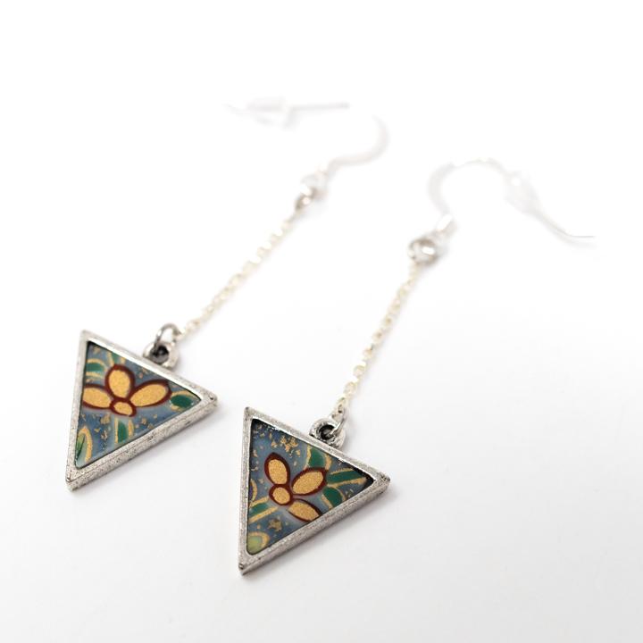 nozomi silver yellow red flower earrings angle