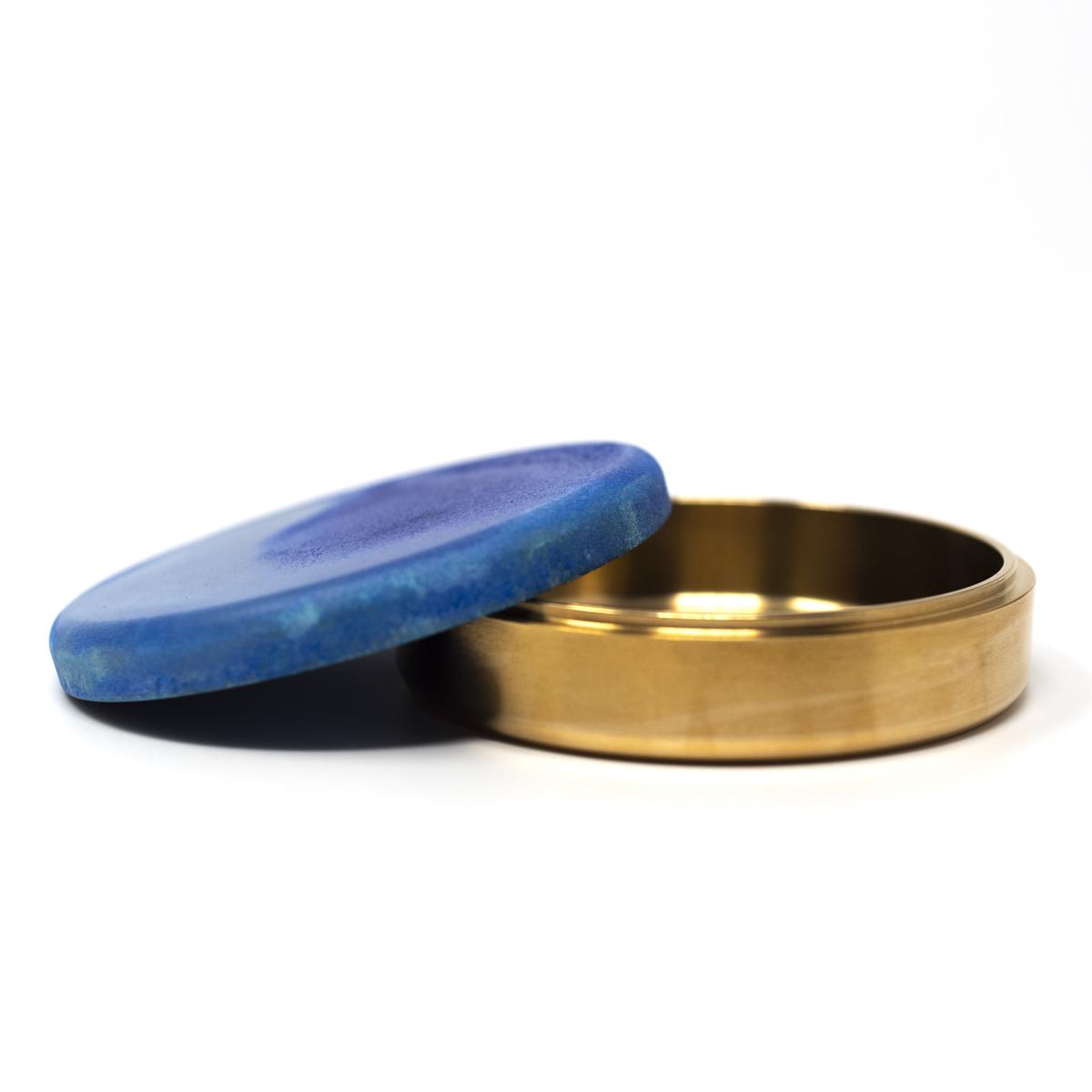 yenchen yawen trinket box blue side open