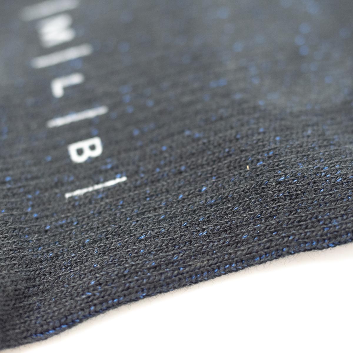 syn project blood flow socks balance material closeup