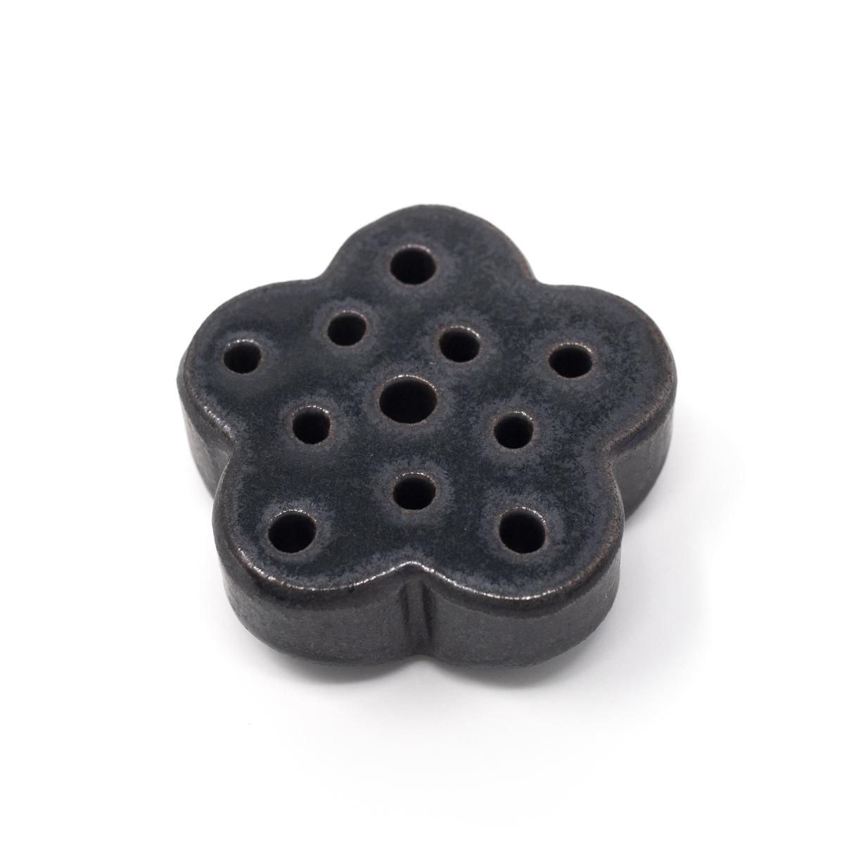 be oom black ikibana small top angle