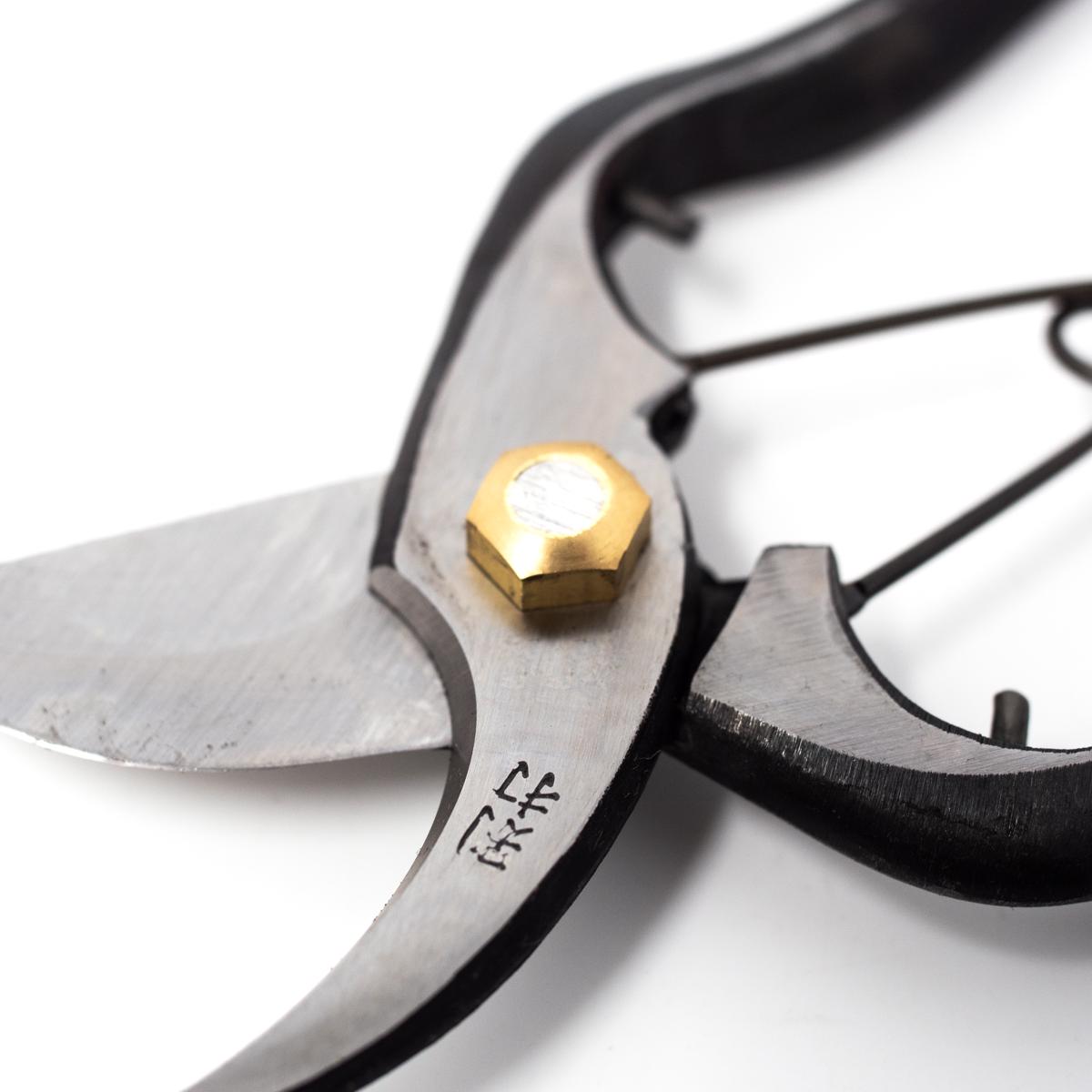 sekibokka ikenobo secateurs end closeup open