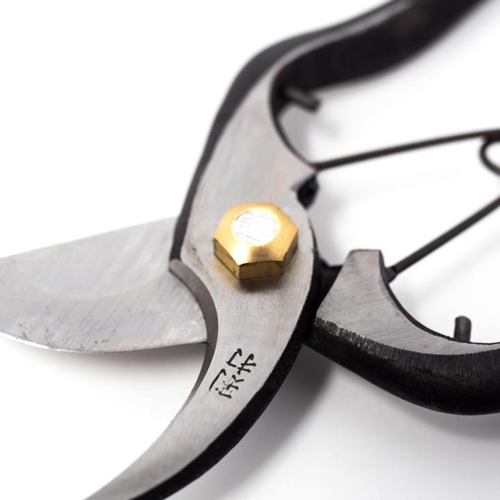 sekibokka ikenobo secateurs end closeup open