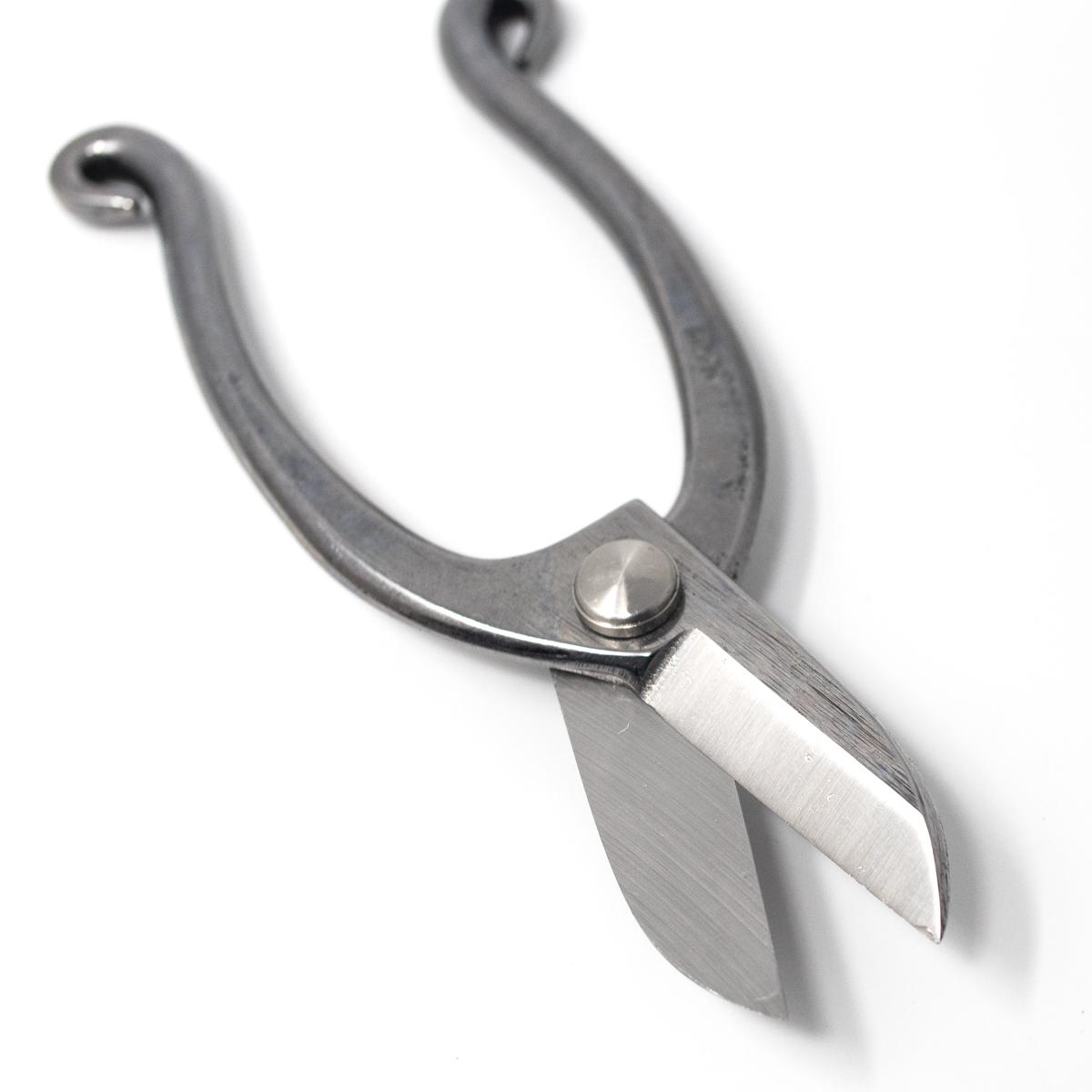 sekibokka ikenobo scissors blade closeup