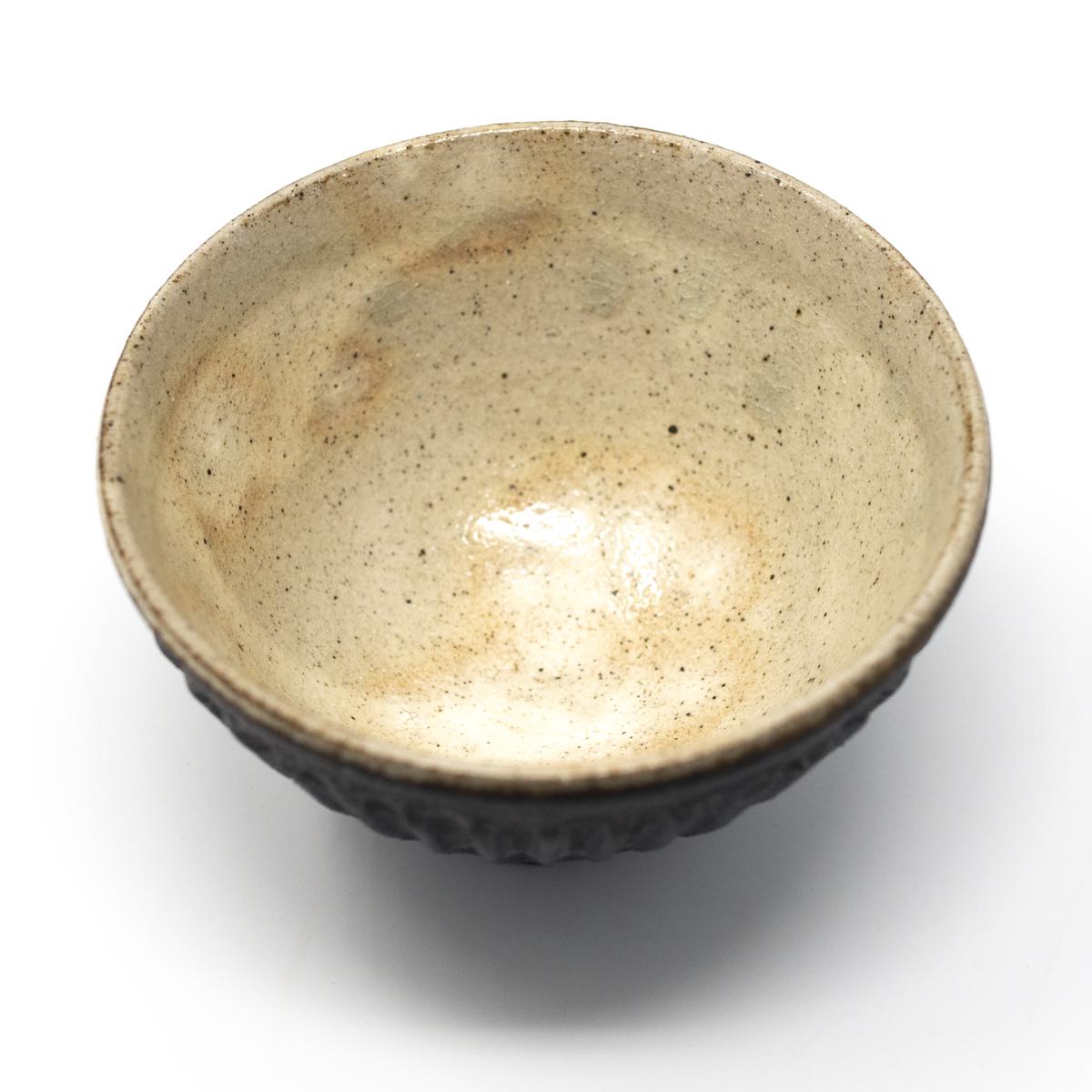 mashiko small black side bowl side top angle