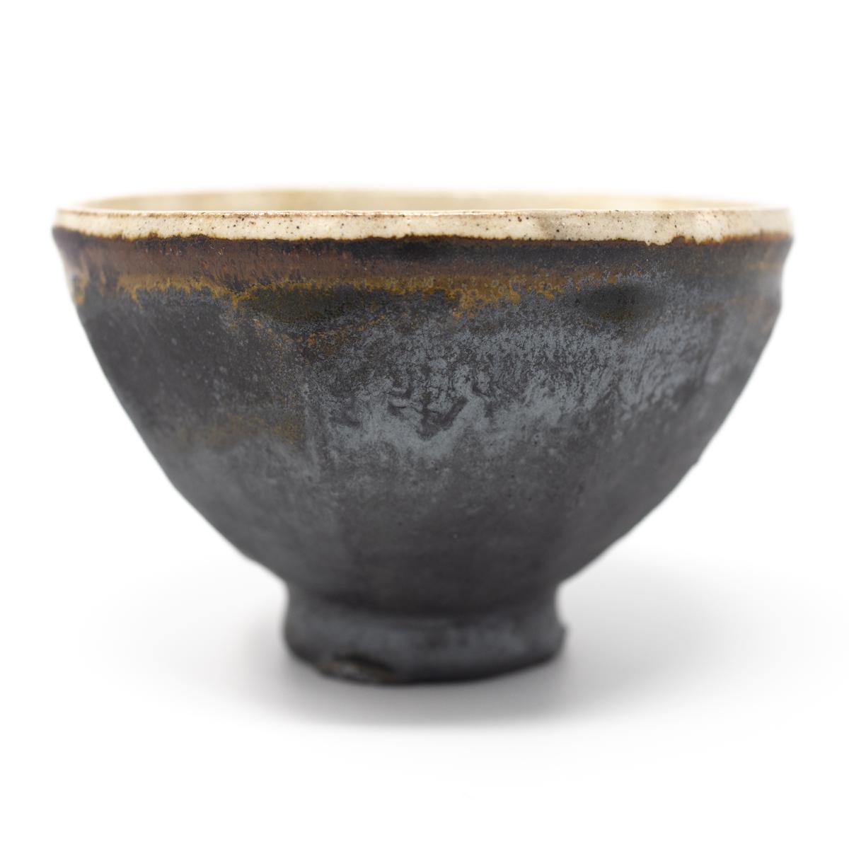 mashiko small brown side bowl side closeup