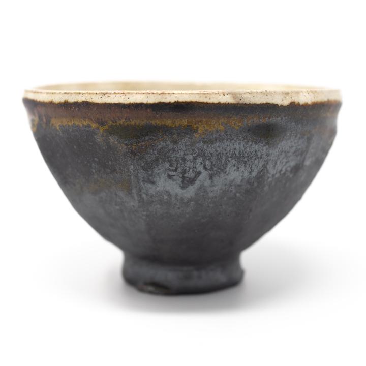 Iron Black Faceted Meshiwan Bowl