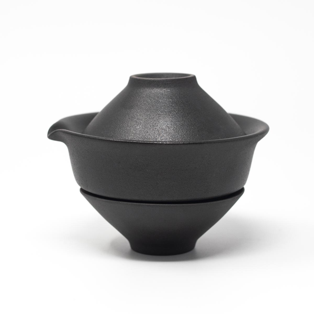 be oom tea set cups dark