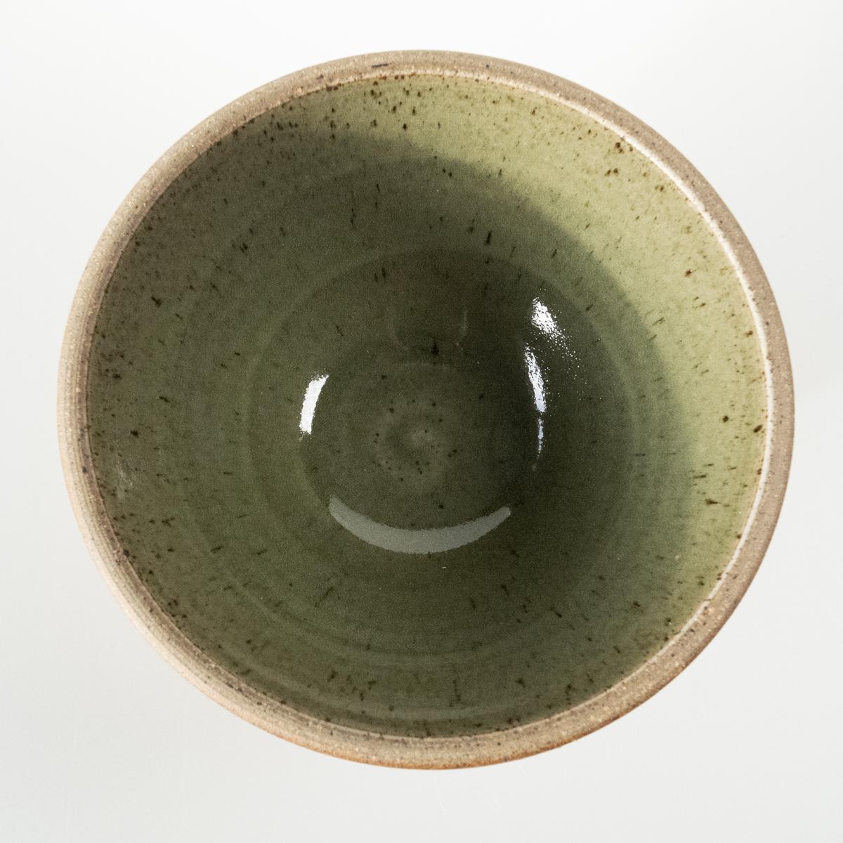 green serving bowl top