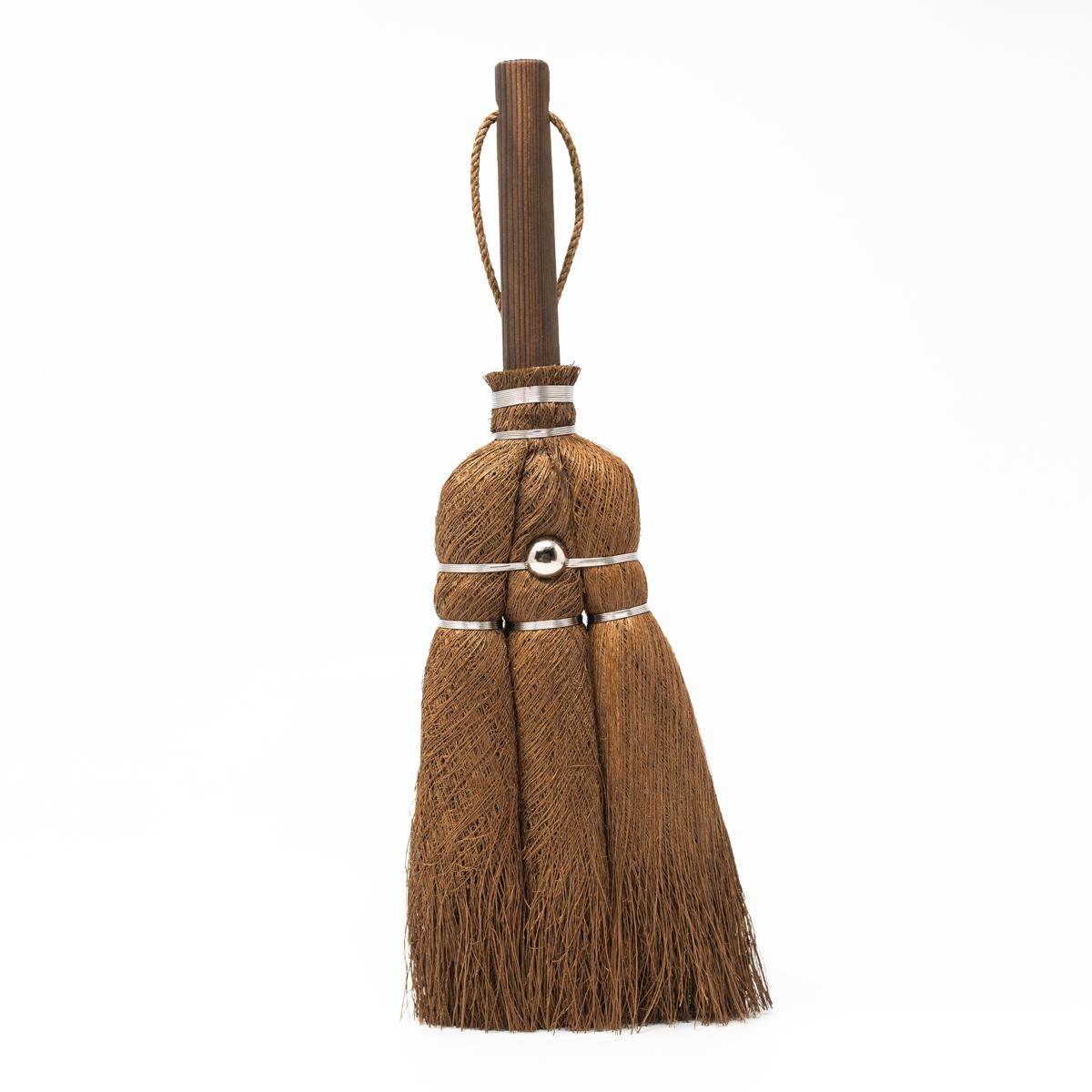 ifj large brush string