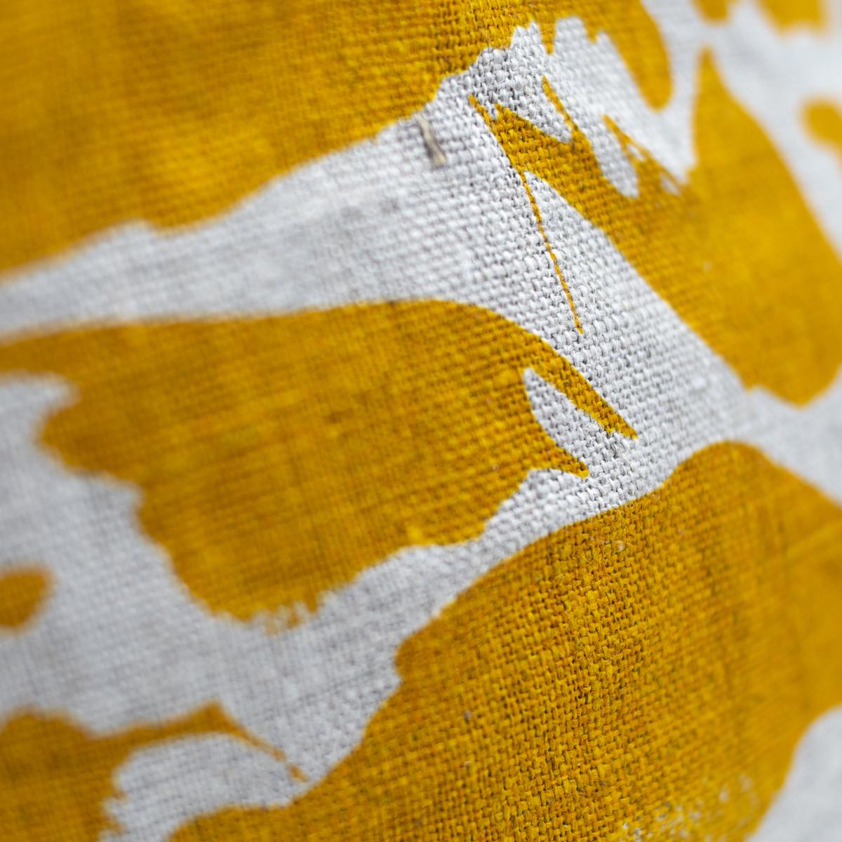 blasta henriet washbag closeup