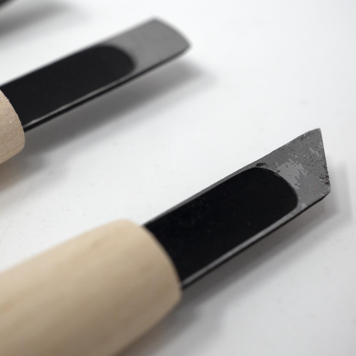 whittling set closeup