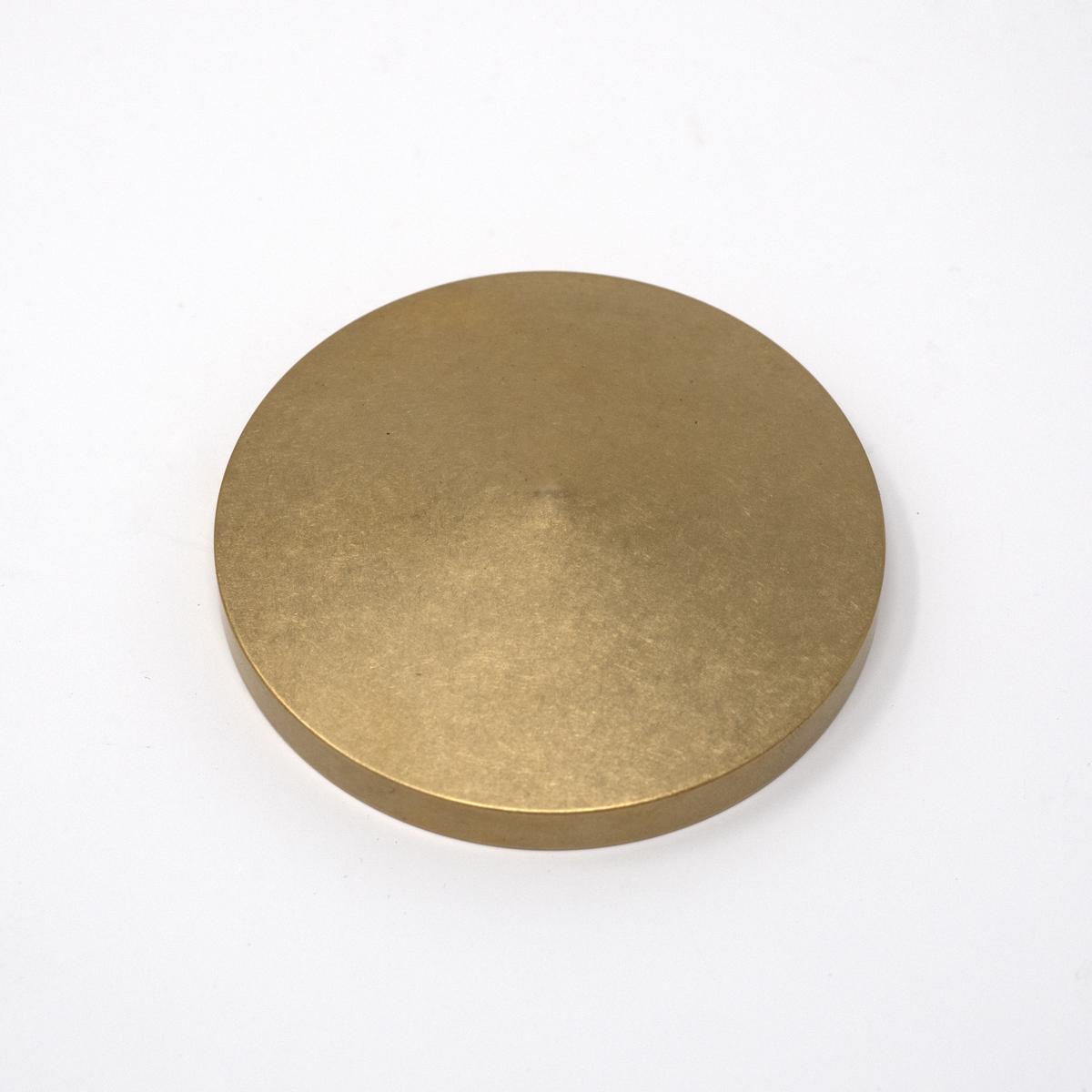 paperweight top