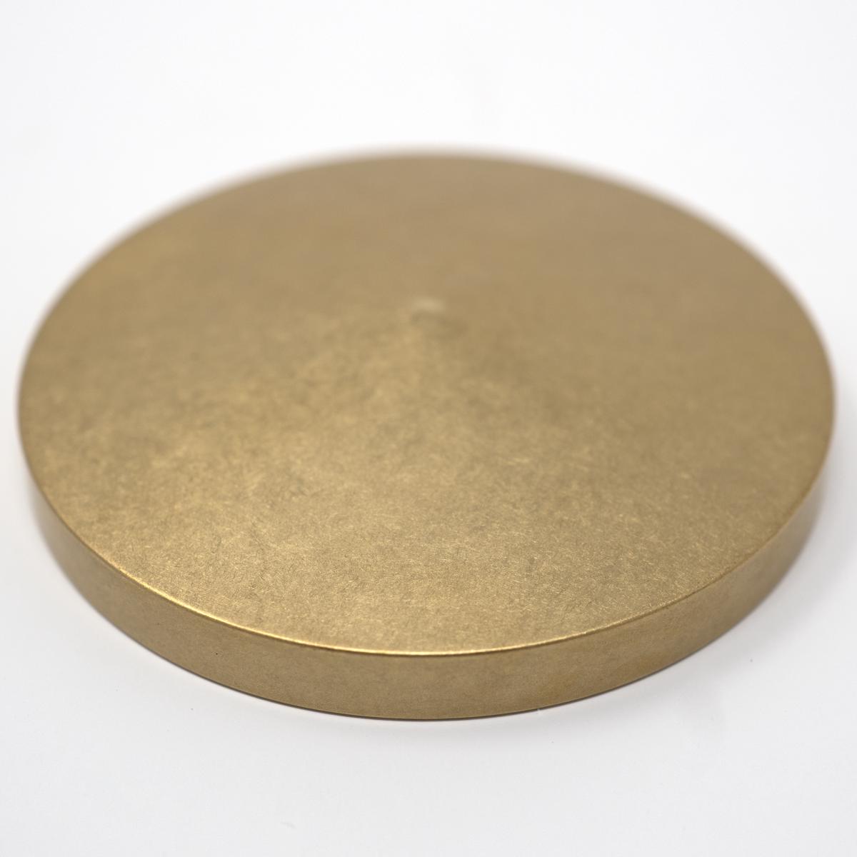 paperweight top closeup