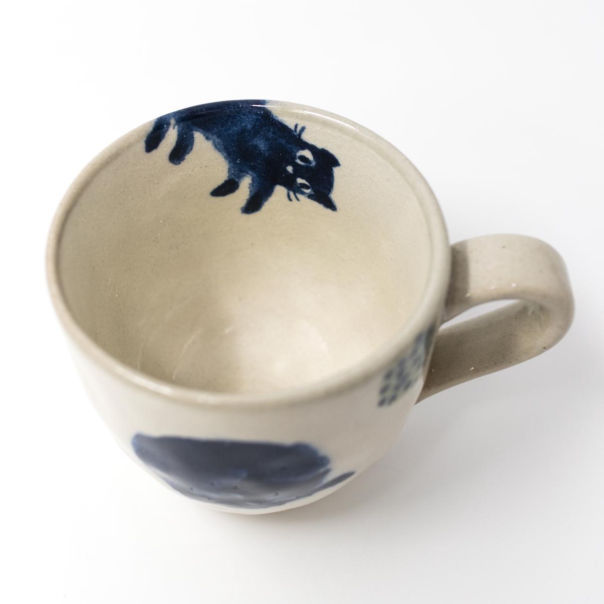 super sleeping neko cup inside