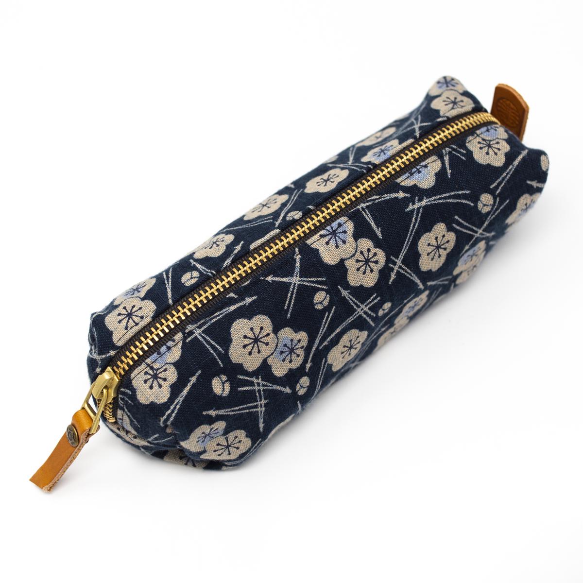 Kiriko made flower purse top angle