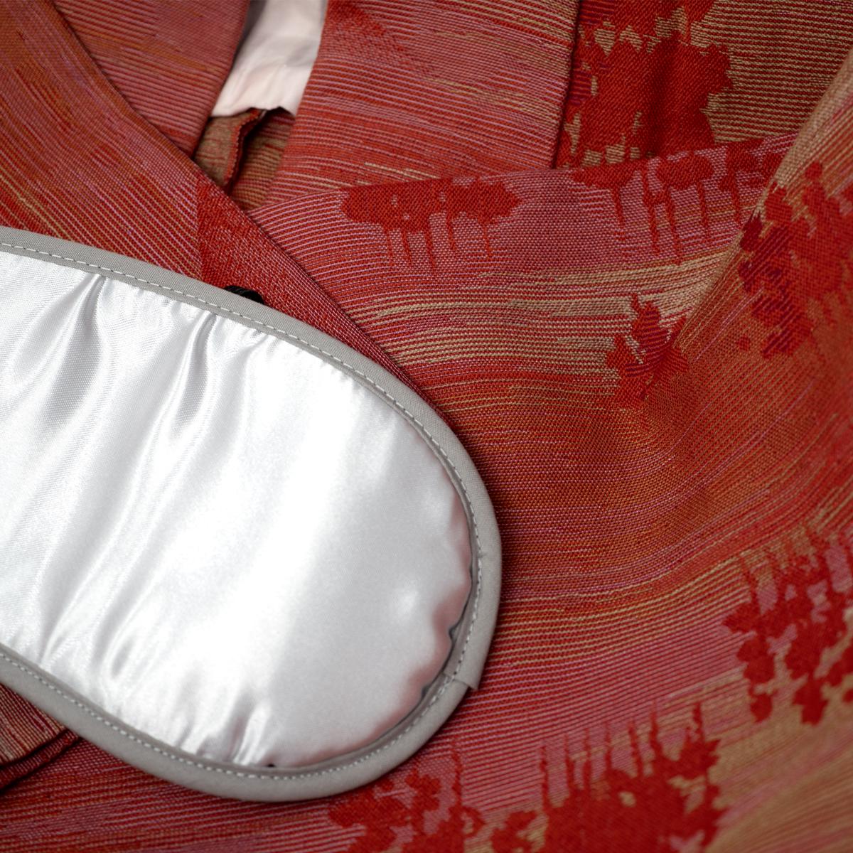red kimono closeup