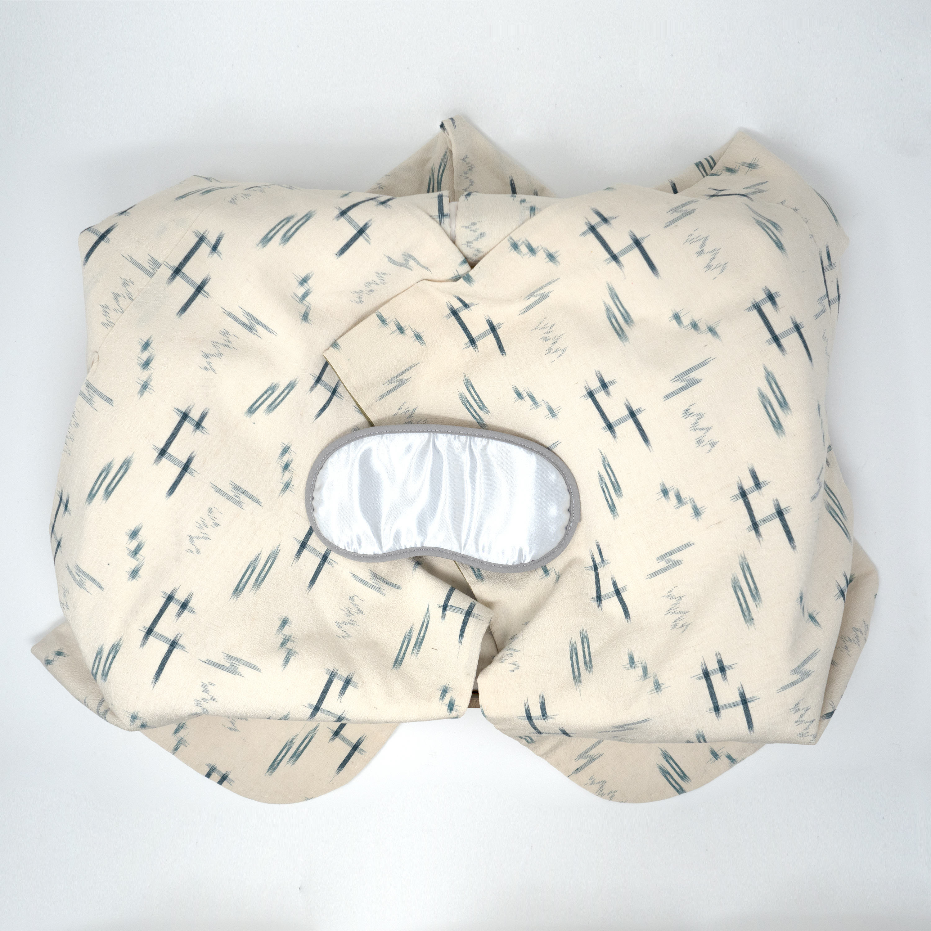 cream kimono box top