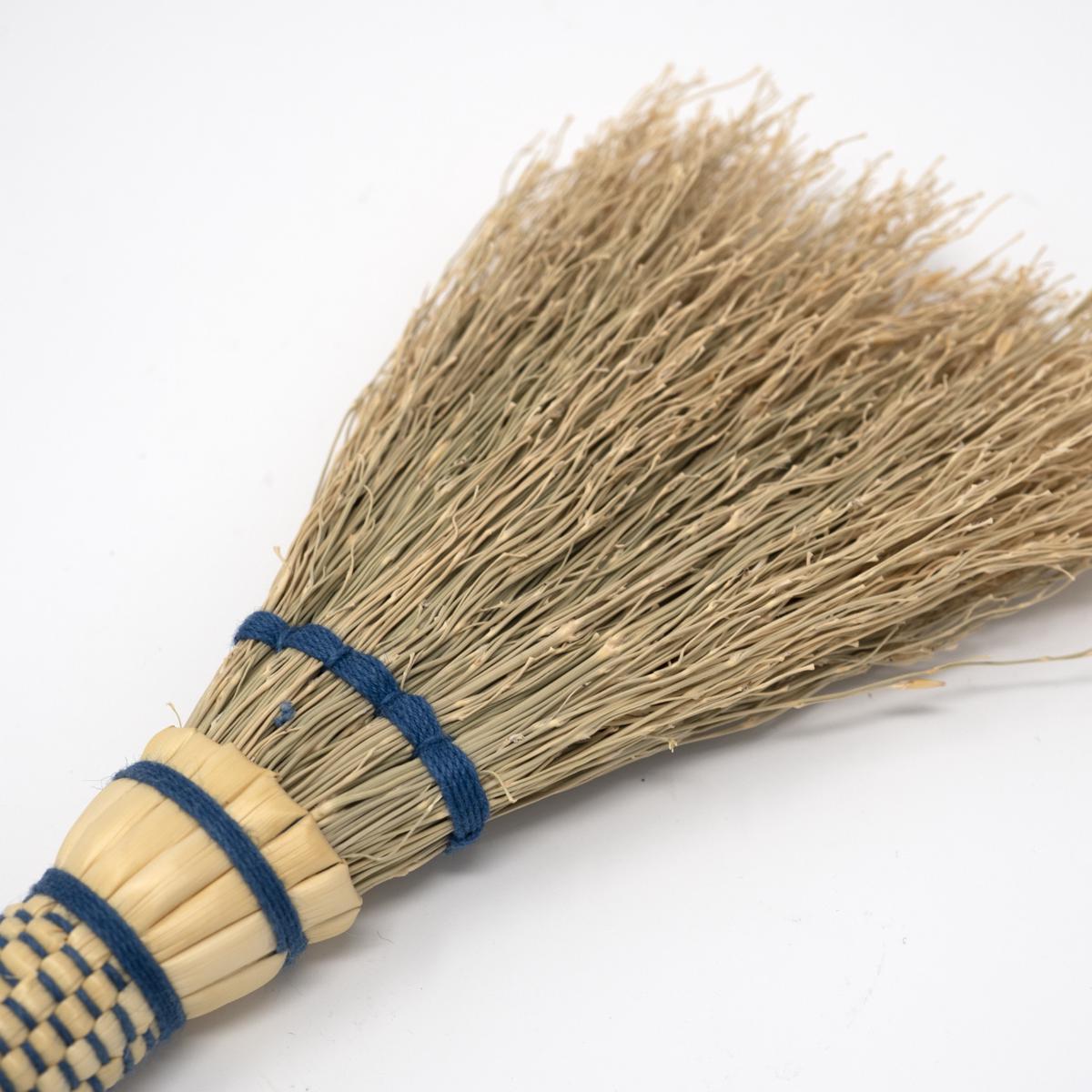 small indigo brush head