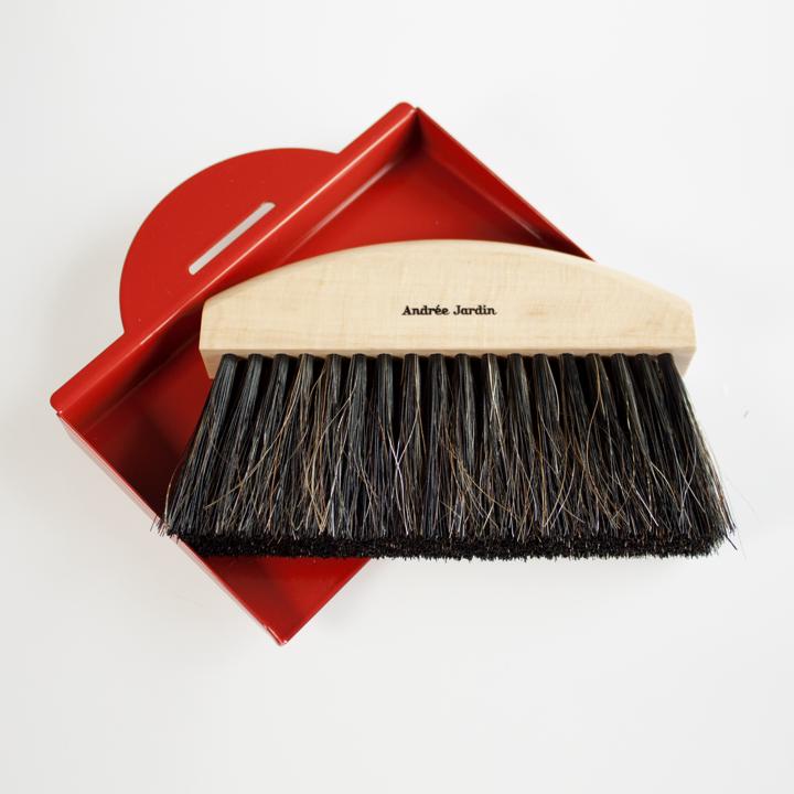 andree jardin brush red top
