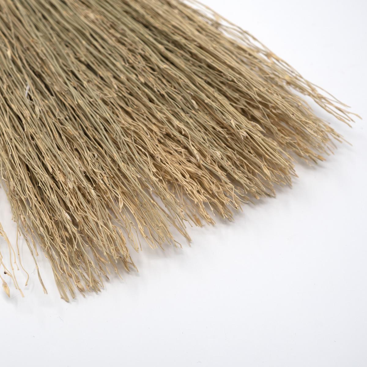 medium indigo brush bristles