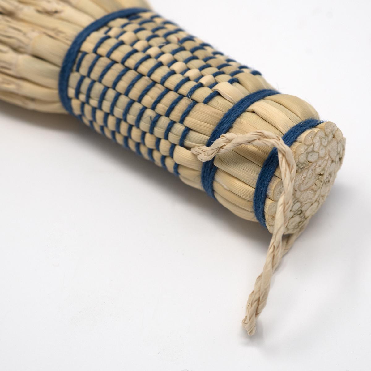 medium indigo brush handle angle