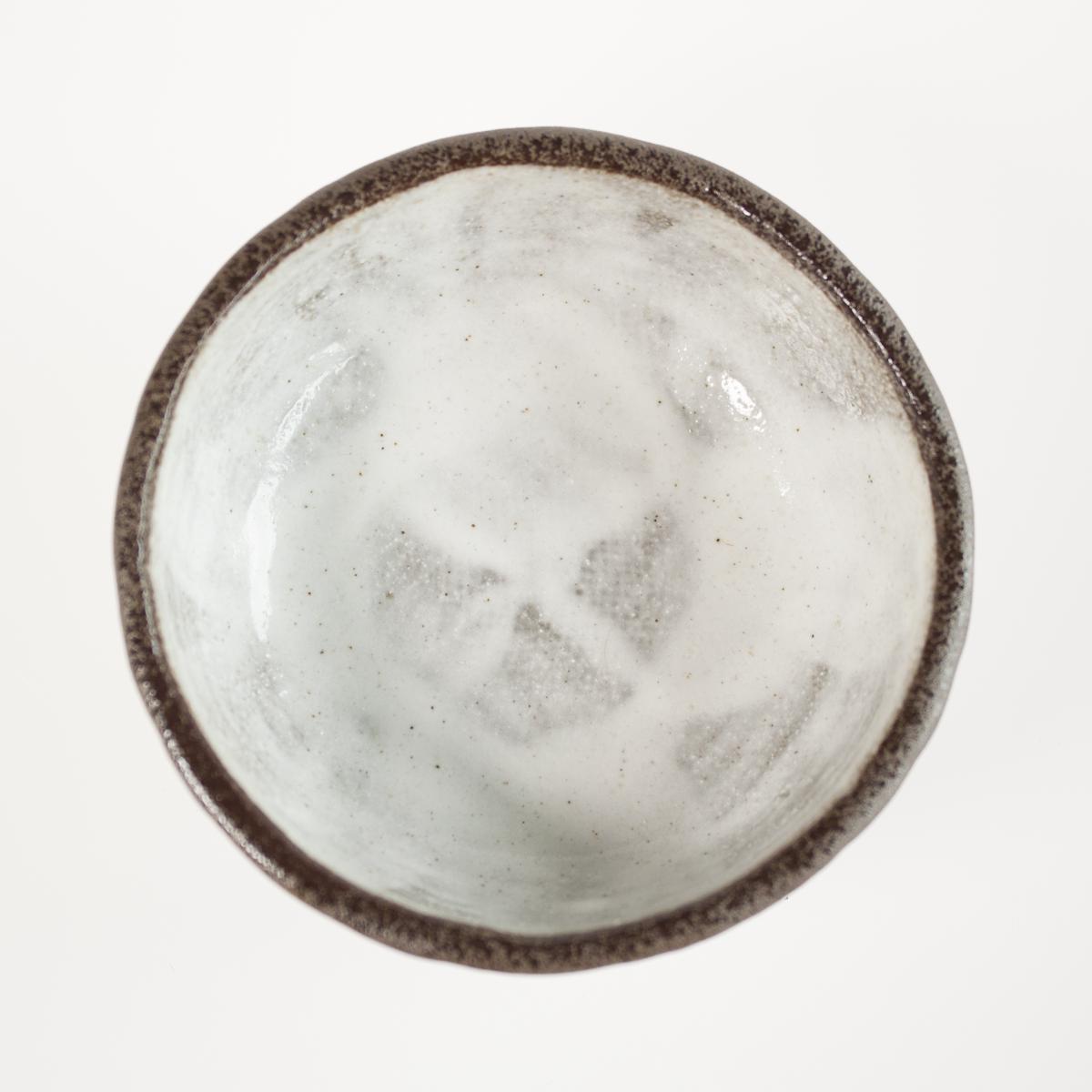 white pinchpot top