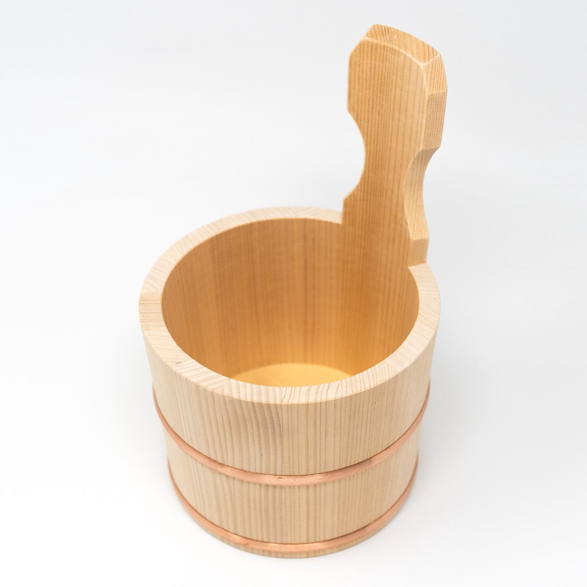 general bath bowl with handle