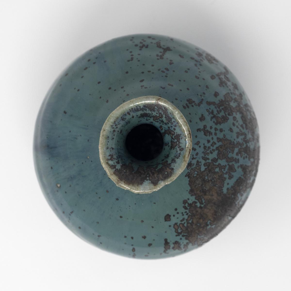Fuji vase top
