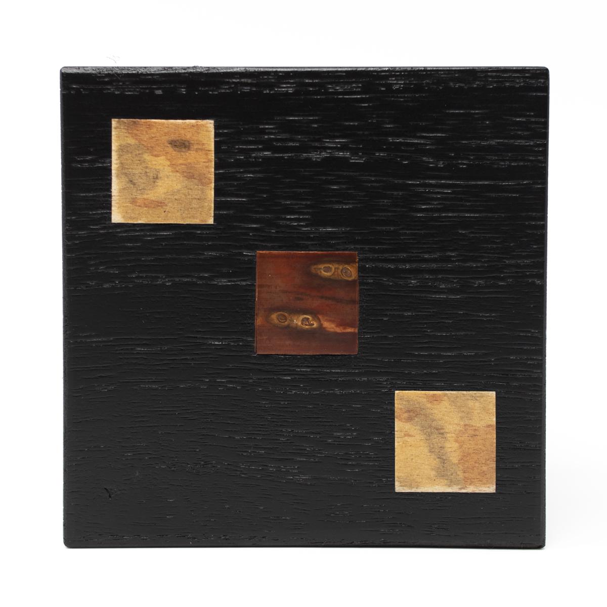 tomioka desk organiser front