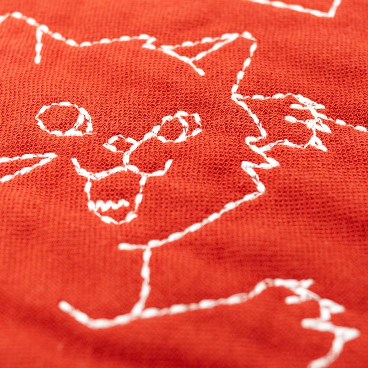 kyototo red cat dishcloth angle closeup