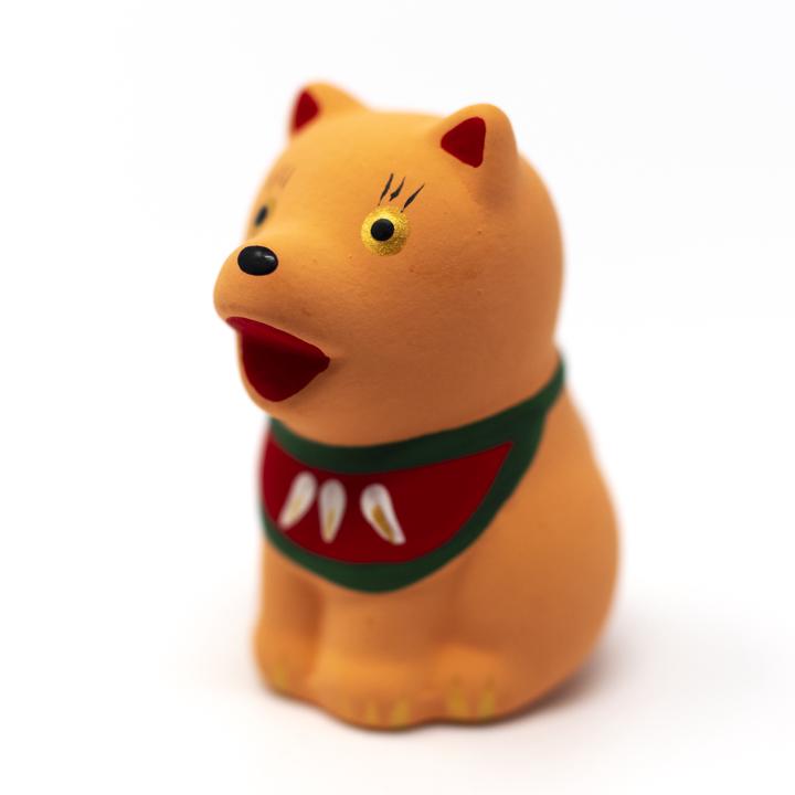general brown dog figurine closeup